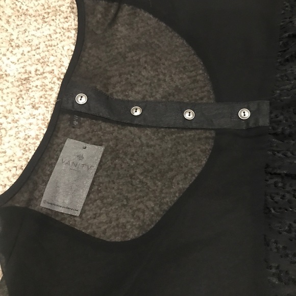 Vanity Blouse - Picture 3 of 5